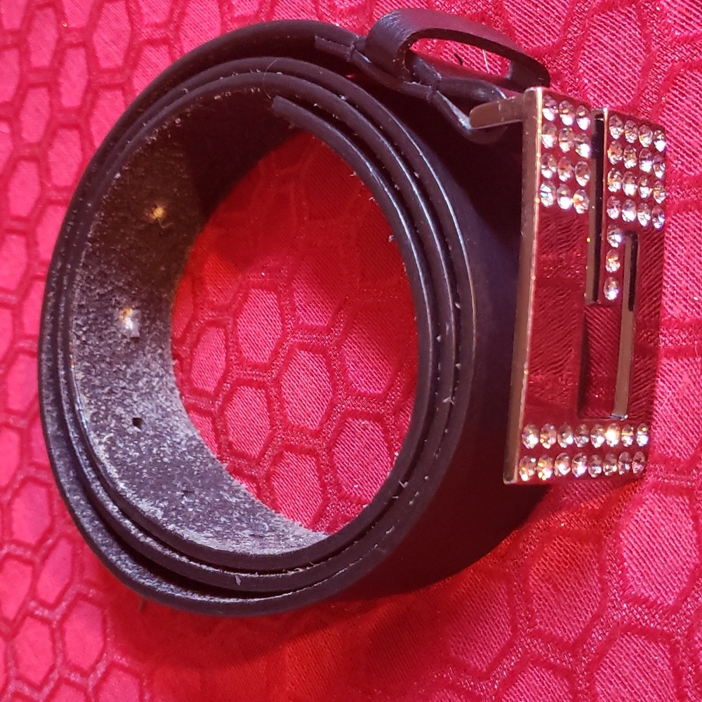 Guess Belt